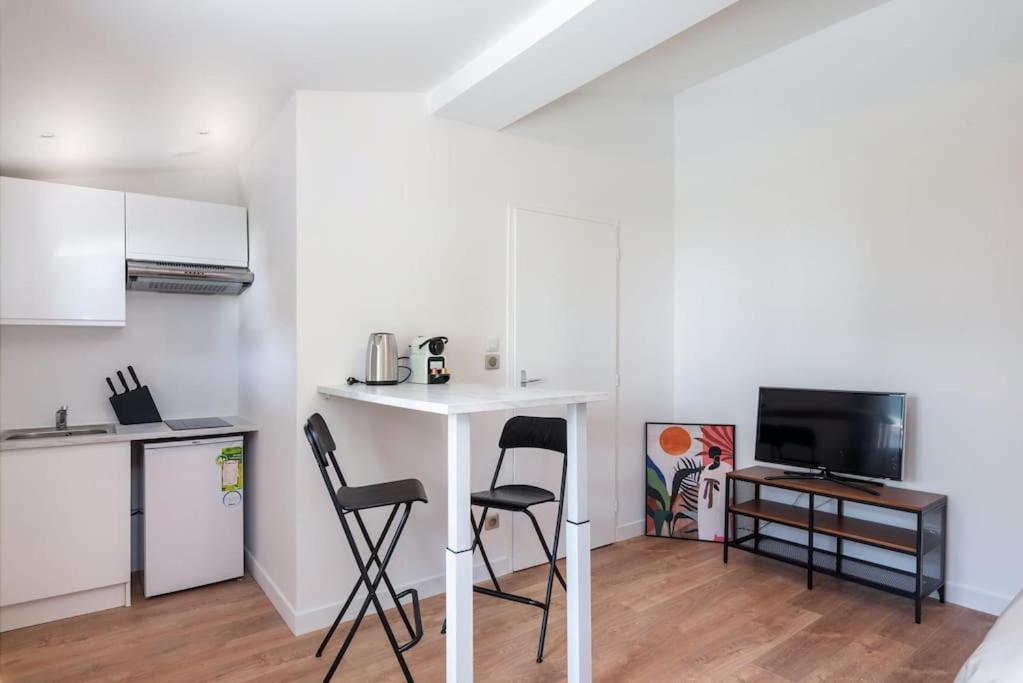Lumignons Lyonnais - Doua Apartman Villeurbanne Kültér fotó